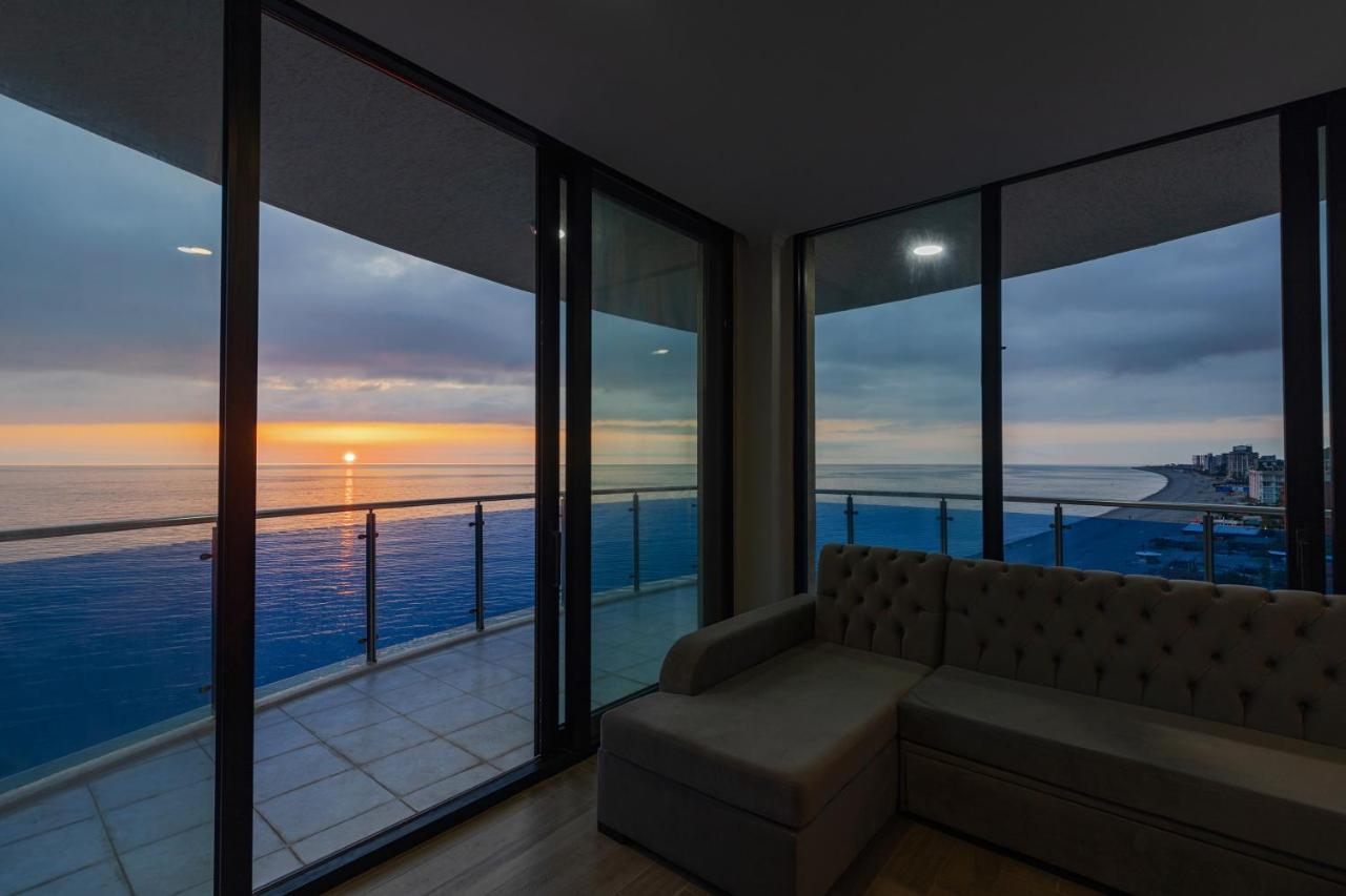 Kvariati Panorama Apartment Екстериор снимка