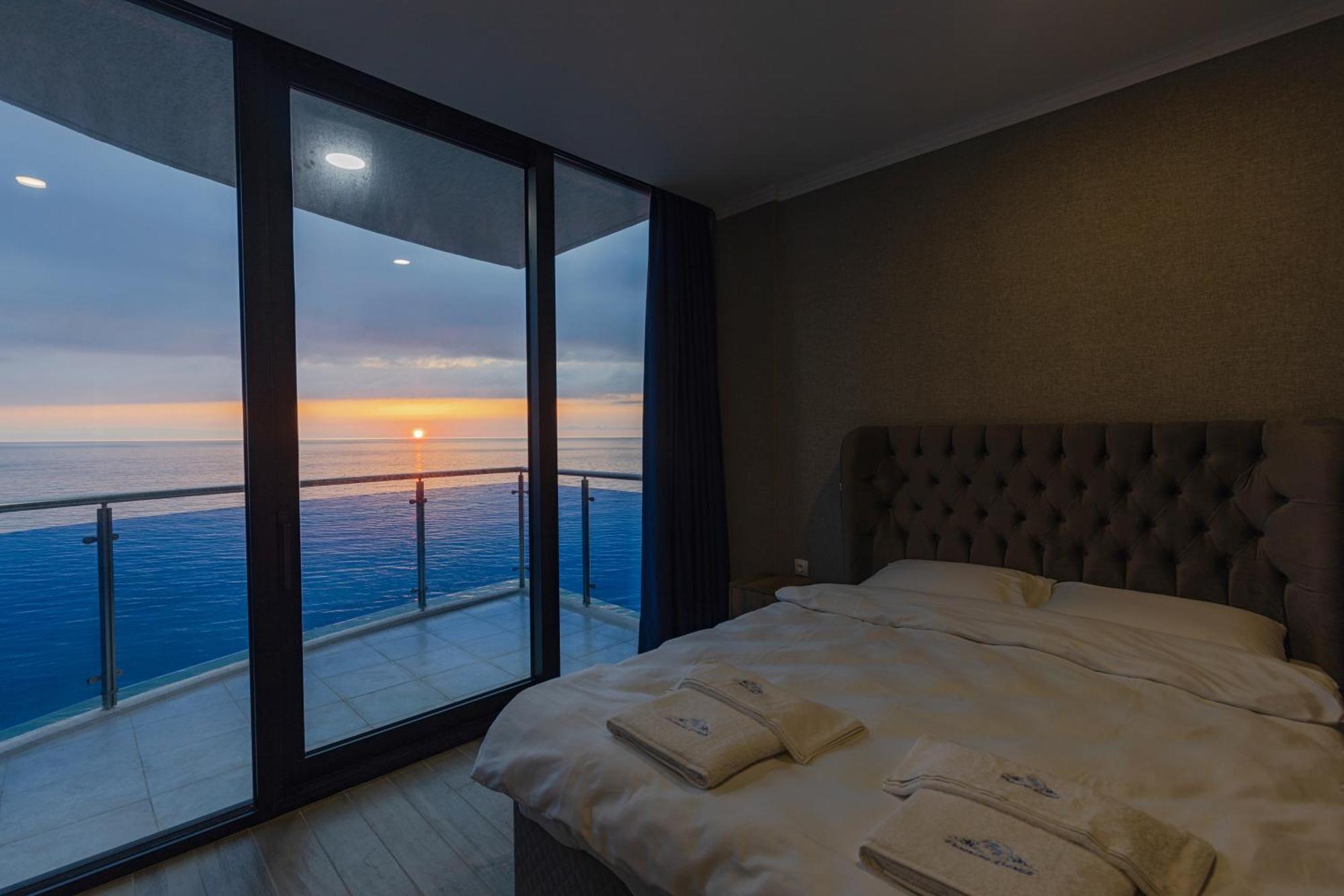 Kvariati Panorama Apartment Екстериор снимка